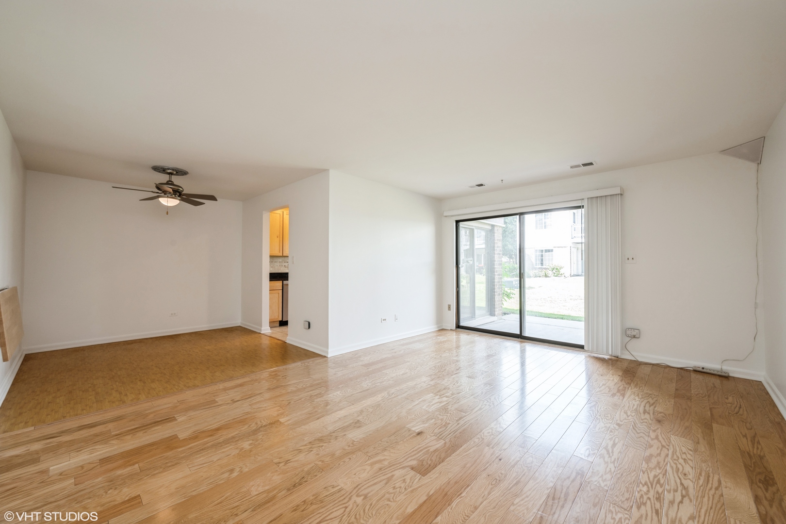 1724 W QUAIL Court Unit: 5