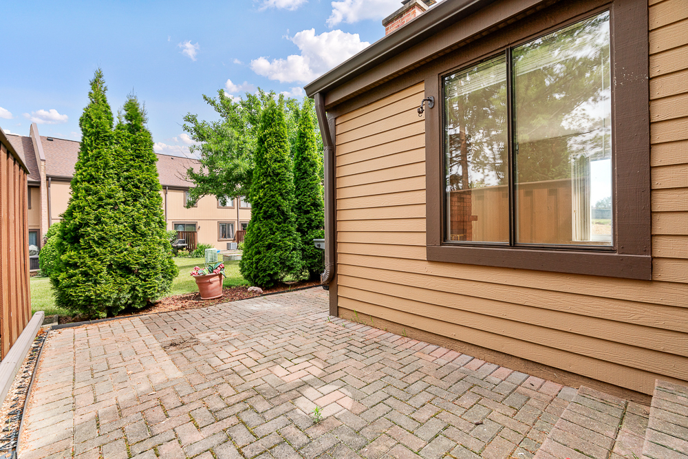 1581 Anderson Lane