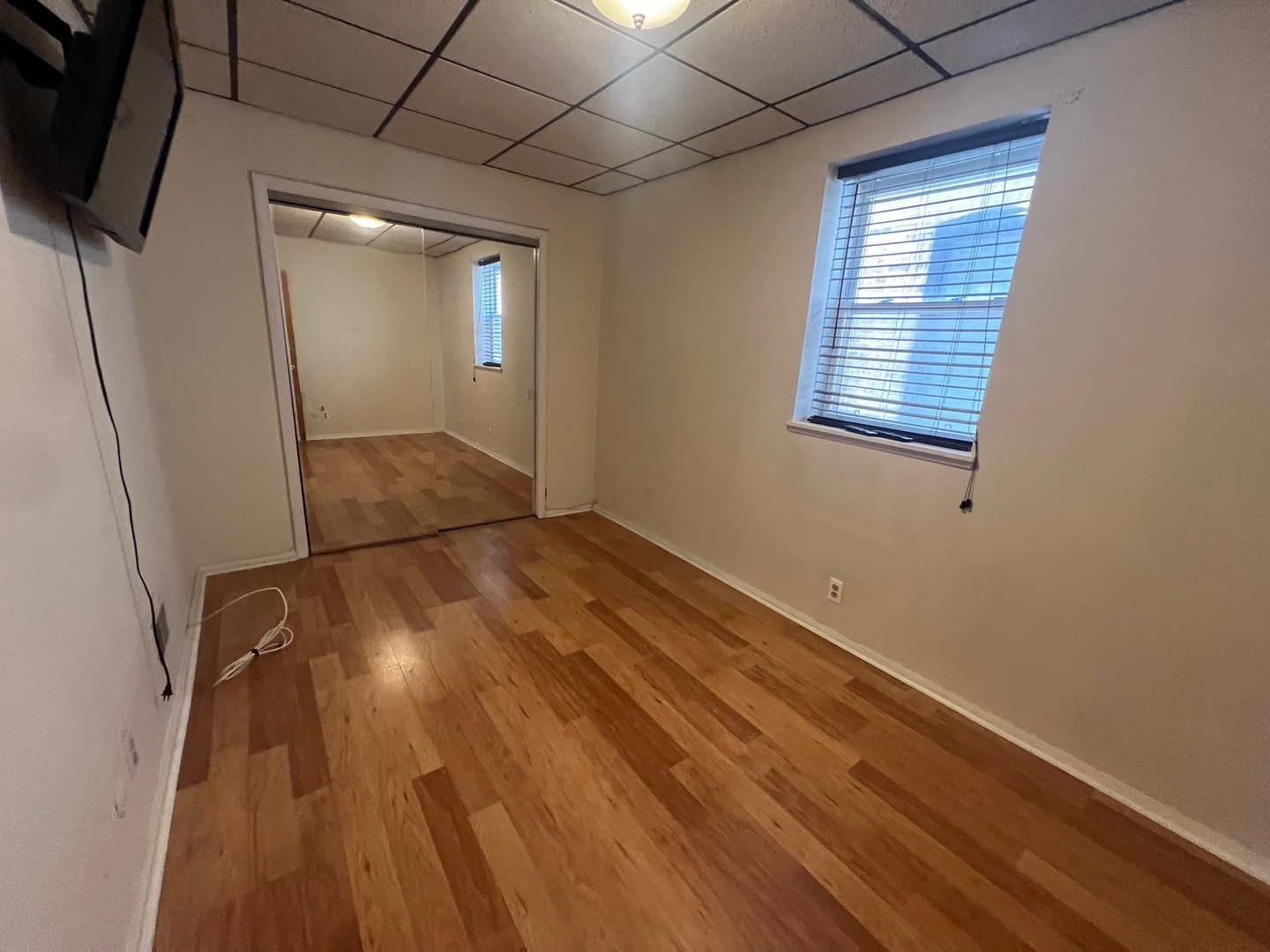 2515 W Argyle Avenue Unit: 1