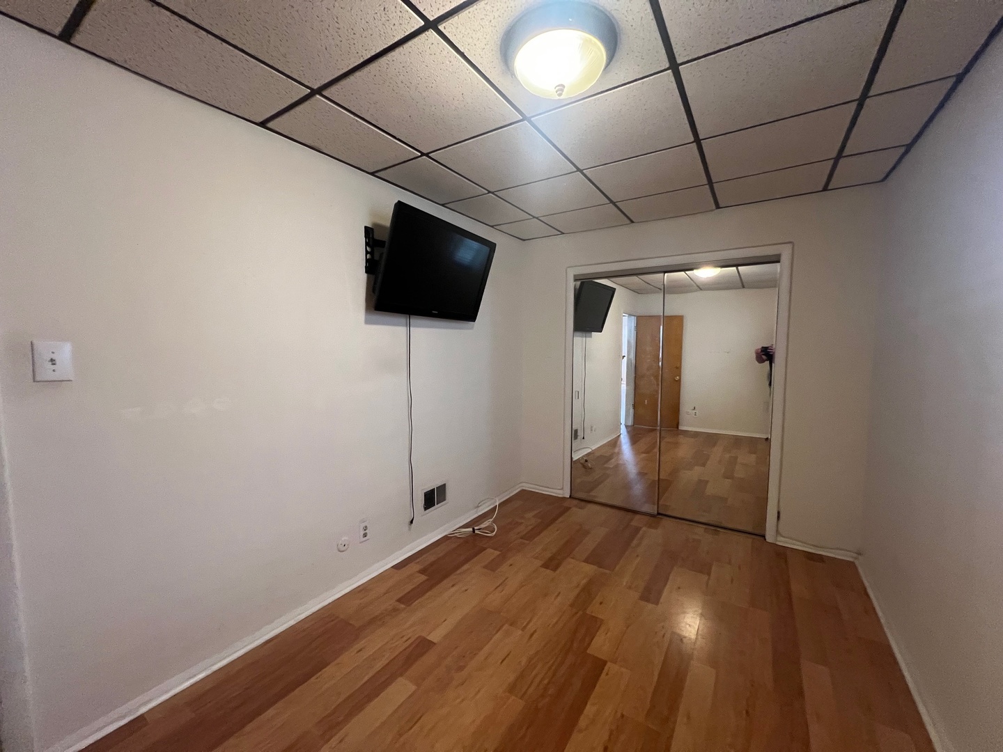 2515 W Argyle Avenue Unit: 1