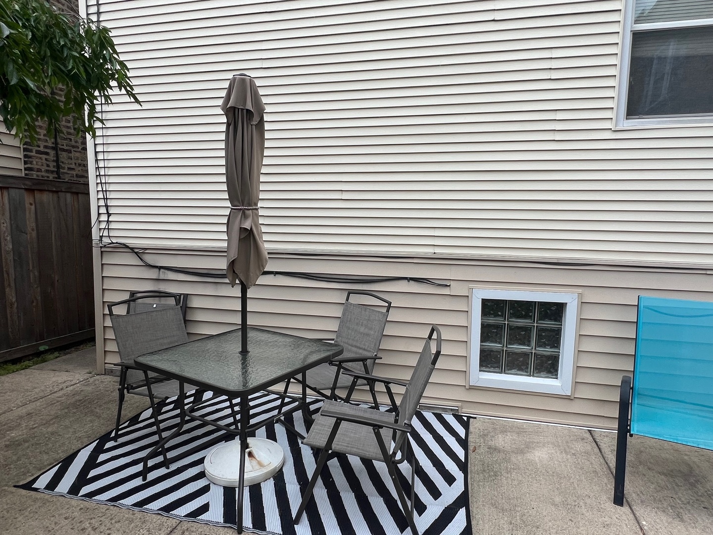 2515 W Argyle Avenue Unit: 1
