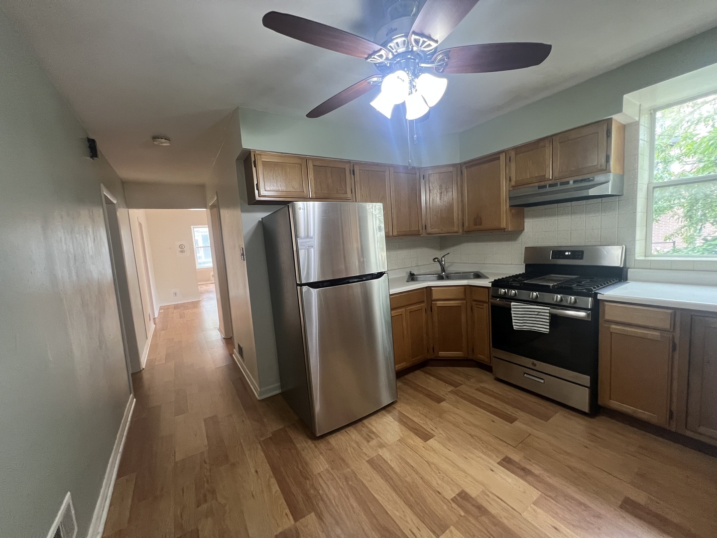 2515 W Argyle Avenue Unit: 1