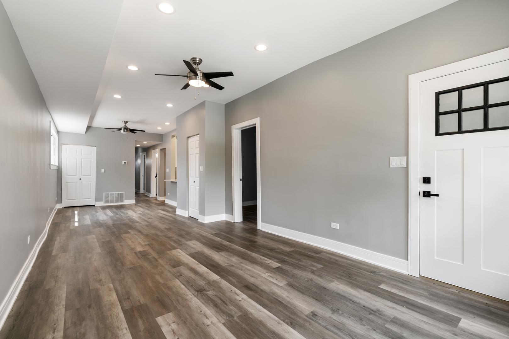 4624 N Springfield Avenue