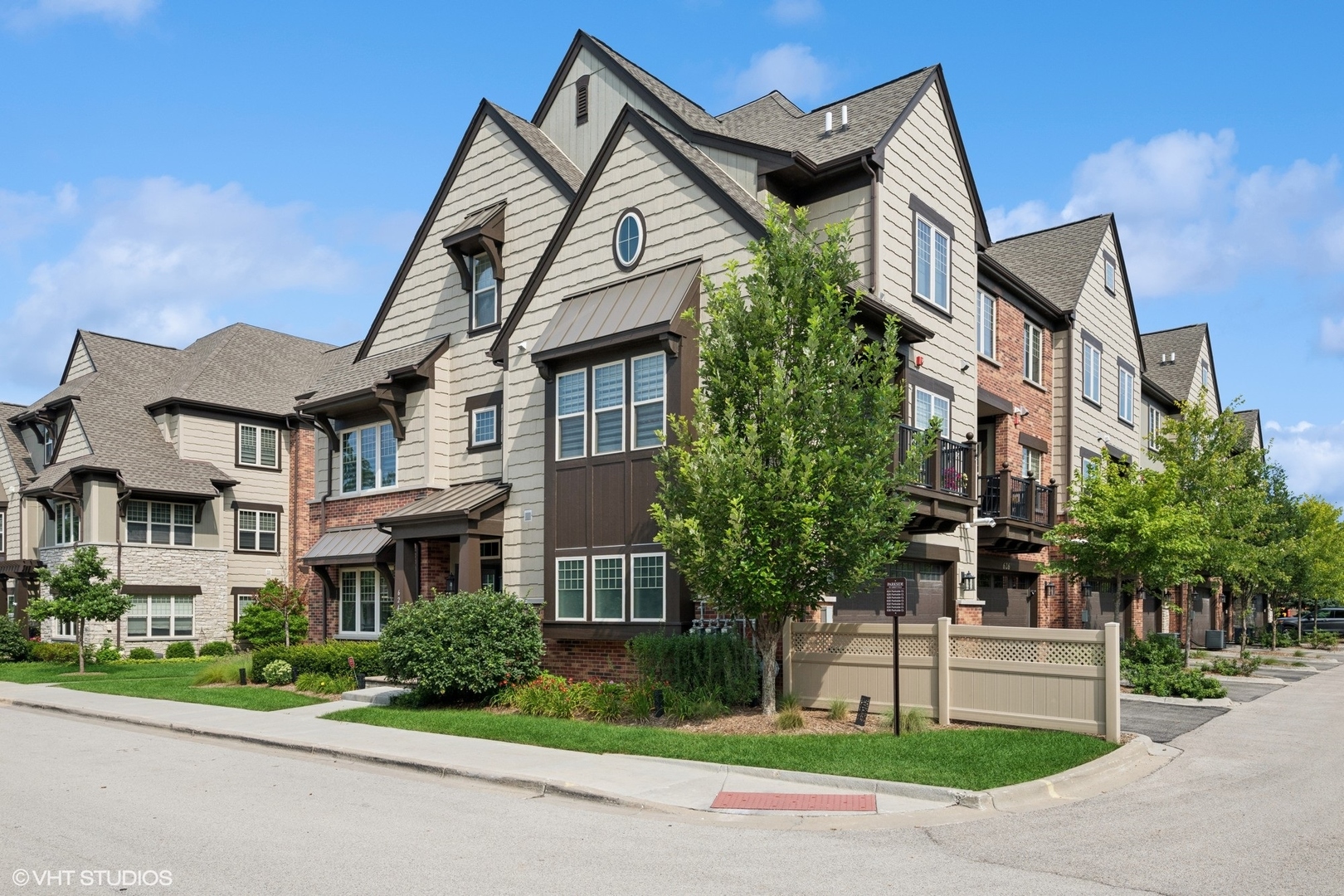 624 Parkside Court
