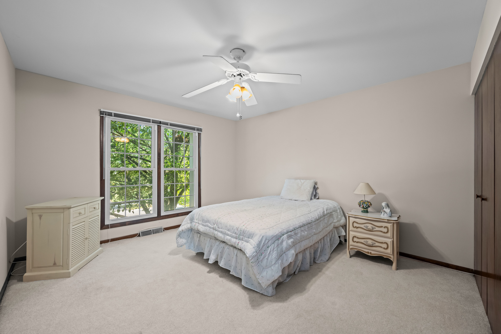 1507 W Plymouth Drive