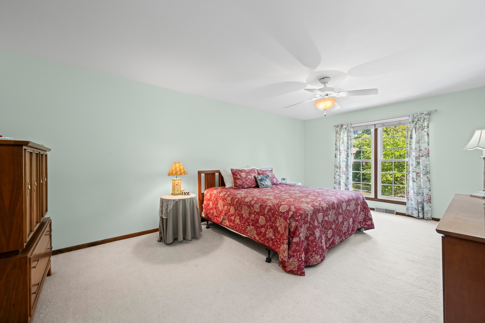 1507 W Plymouth Drive