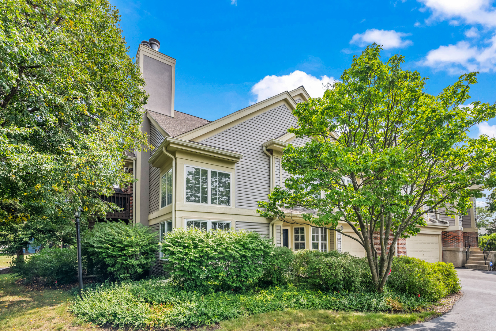 607 Stone Brook Court Unit: 47-1