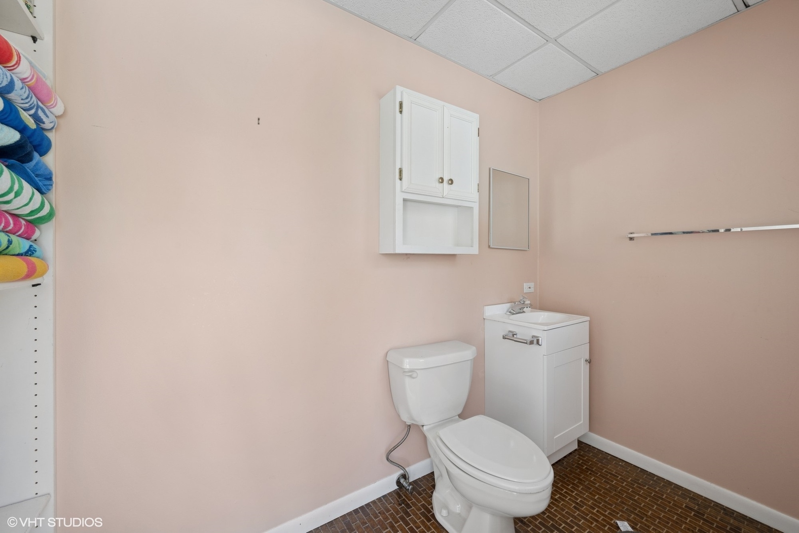 2342 S Shag Bark Trail