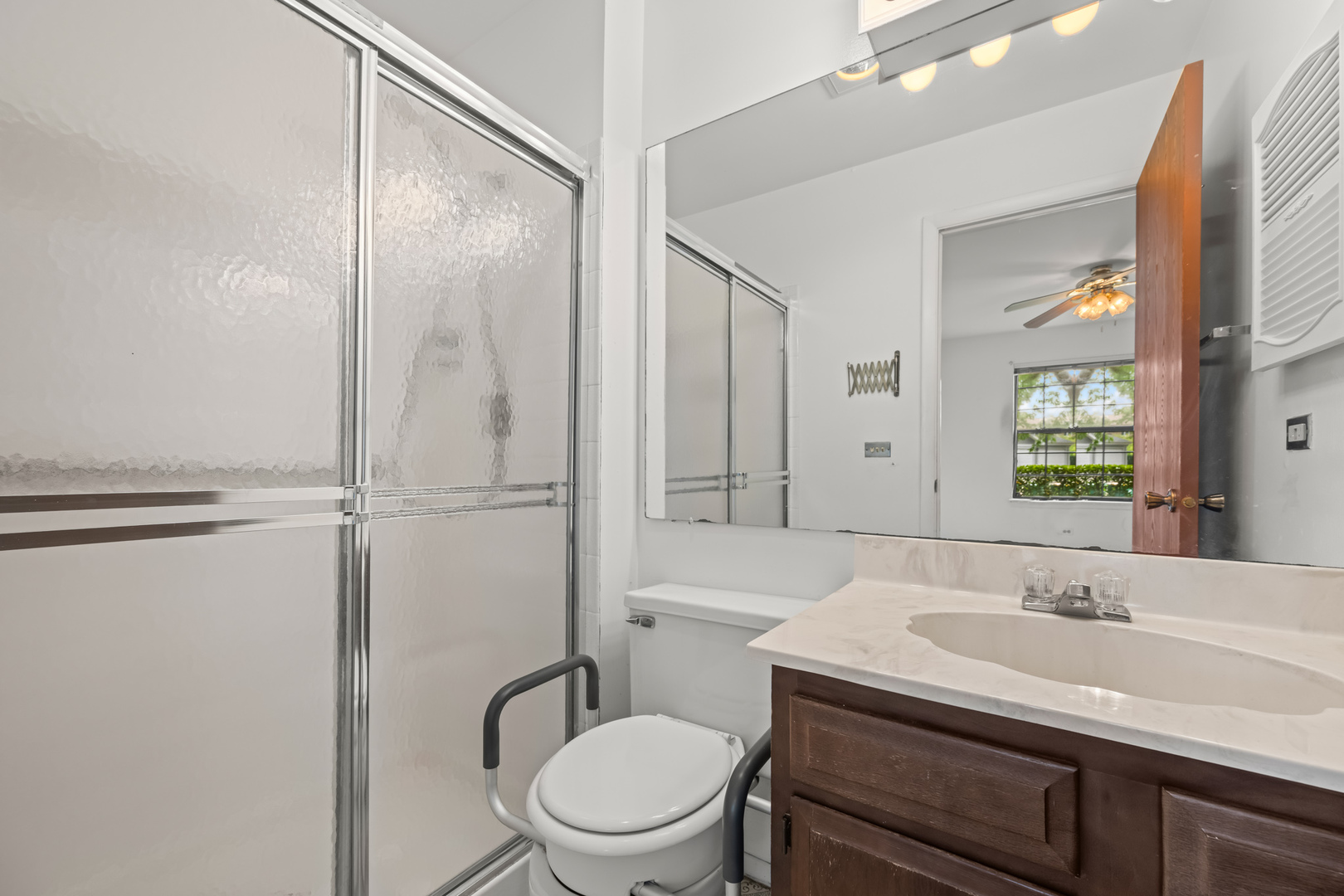 1542 Springview Court Unit: B1