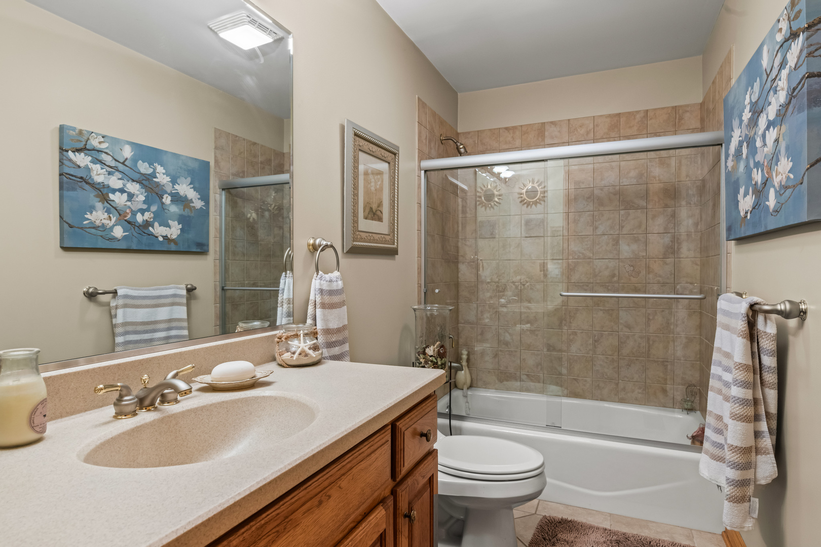 429 W KENILWORTH Avenue