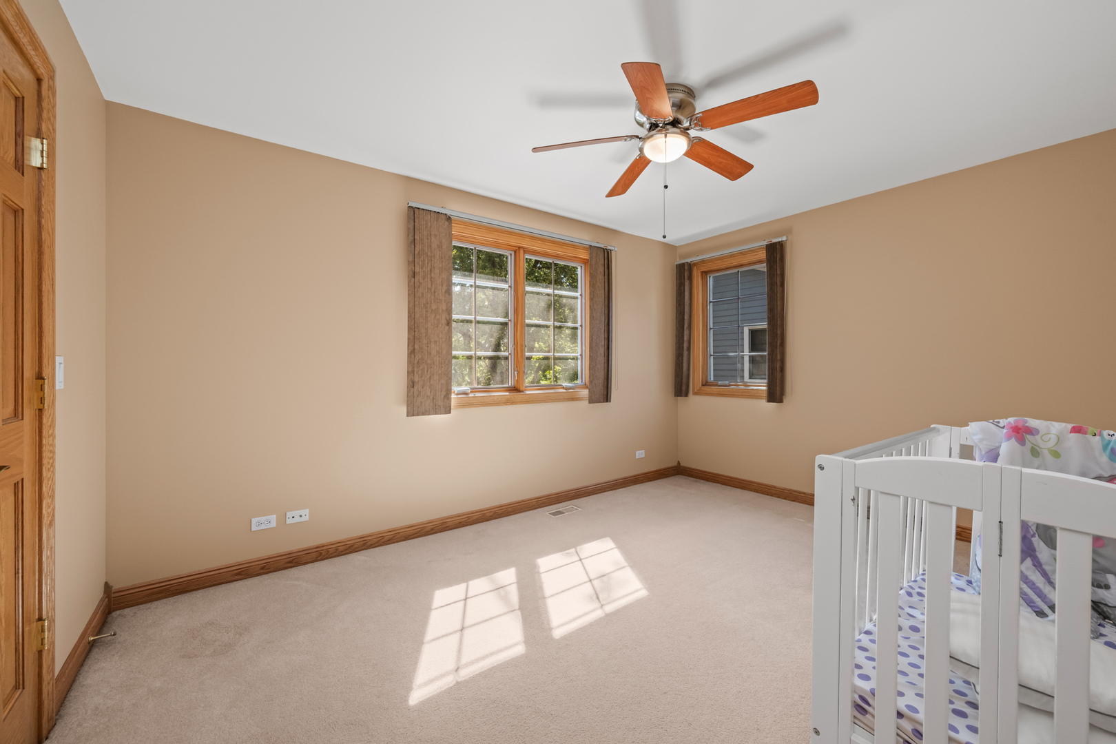 429 W KENILWORTH Avenue