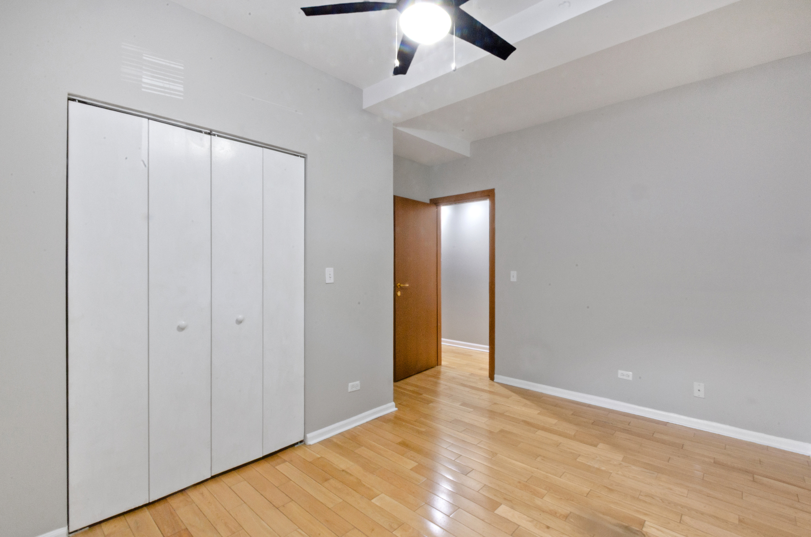 3908 W Ainslie Street Unit: G