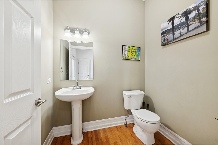 3219 N Halsted Street