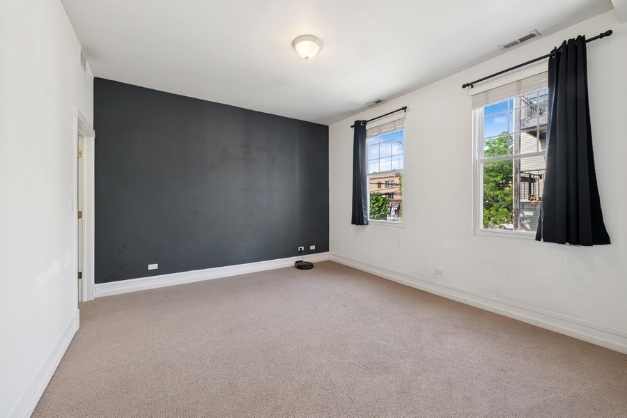 3219 N Halsted Street