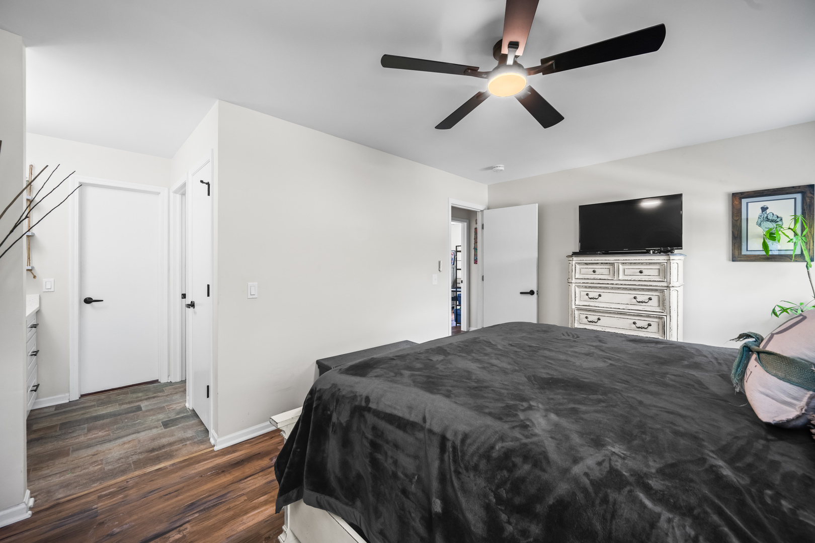 198 Camden Court Unit: z2