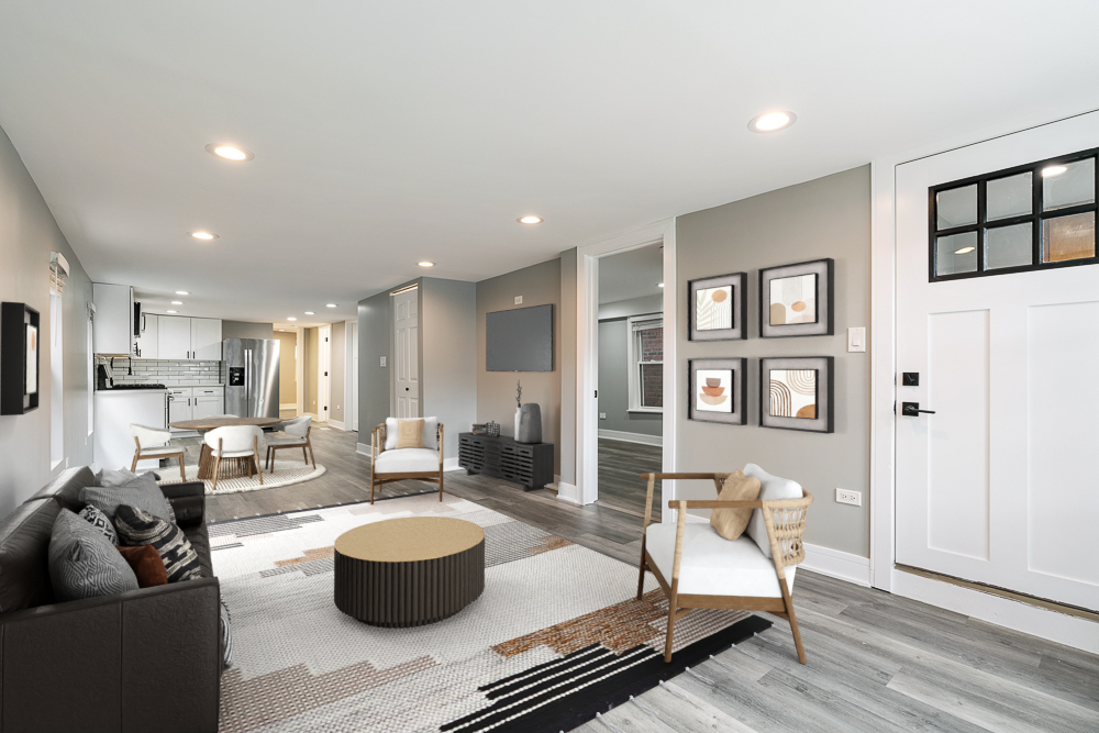 4624 N Springfield Avenue