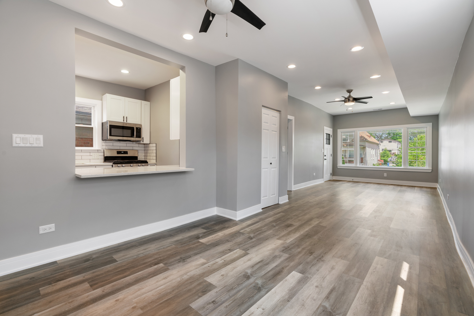 4624 N Springfield Avenue