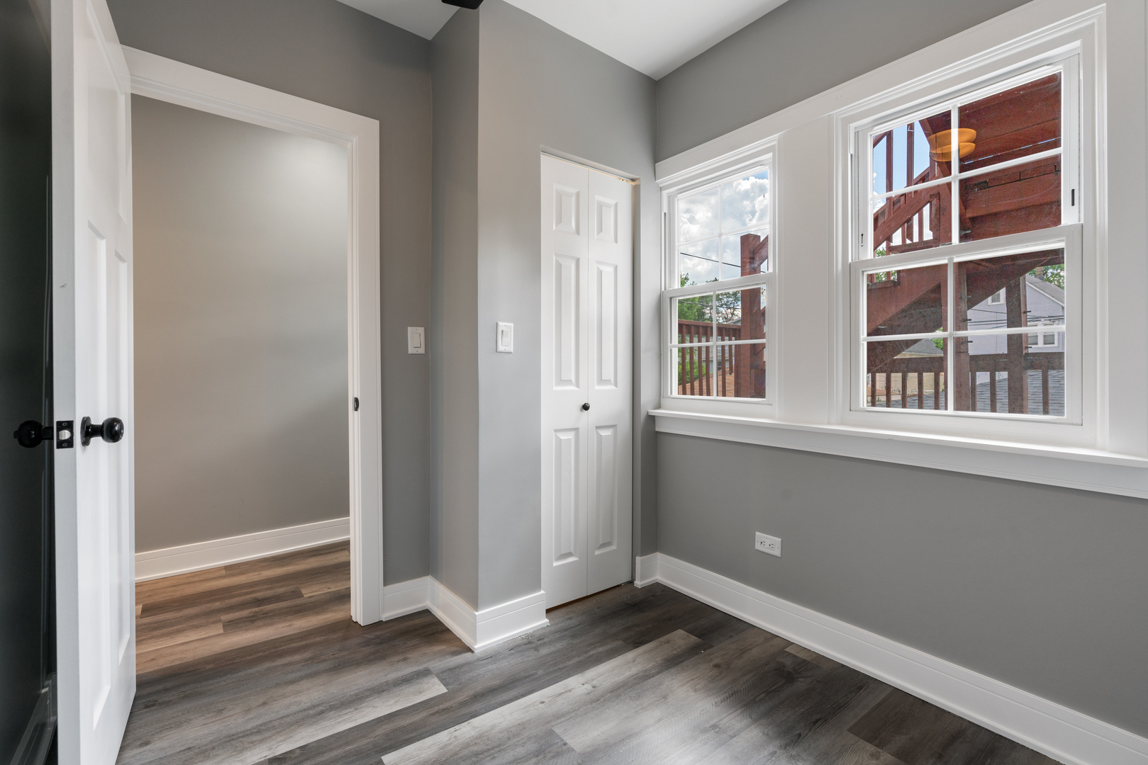 4624 N Springfield Avenue