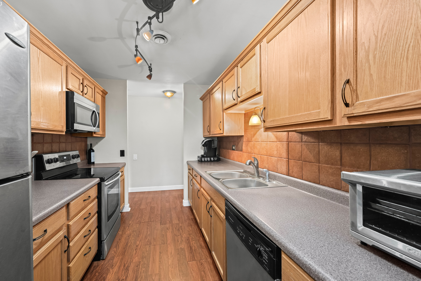 425 Walnut Creek Lane Unit: 1203