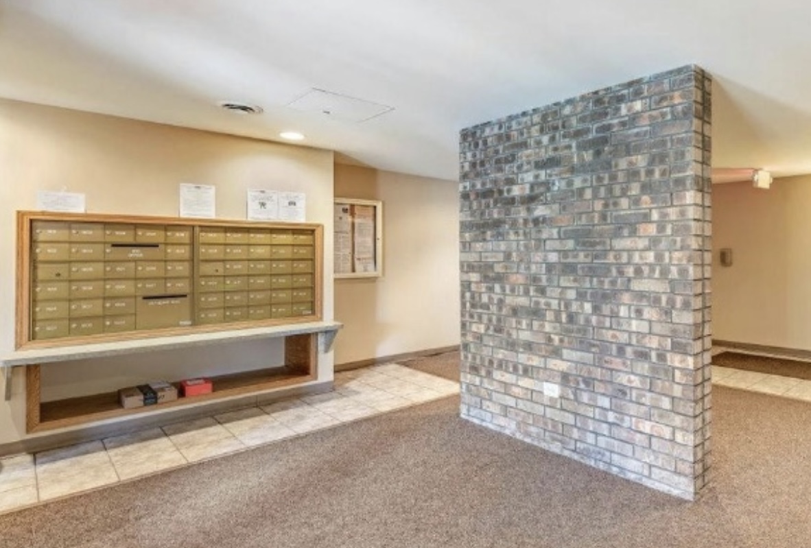 425 Walnut Creek Lane Unit: 1203