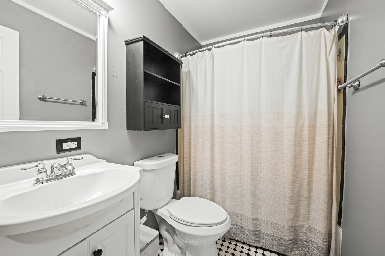 425 Walnut Creek Lane Unit: 1203