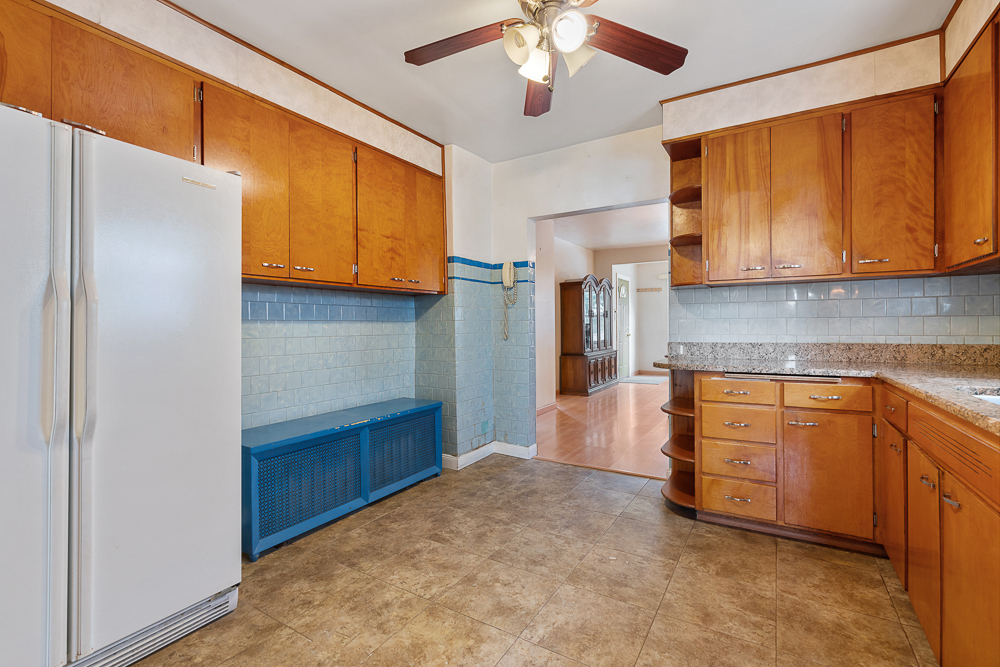 3518 N Odell Avenue