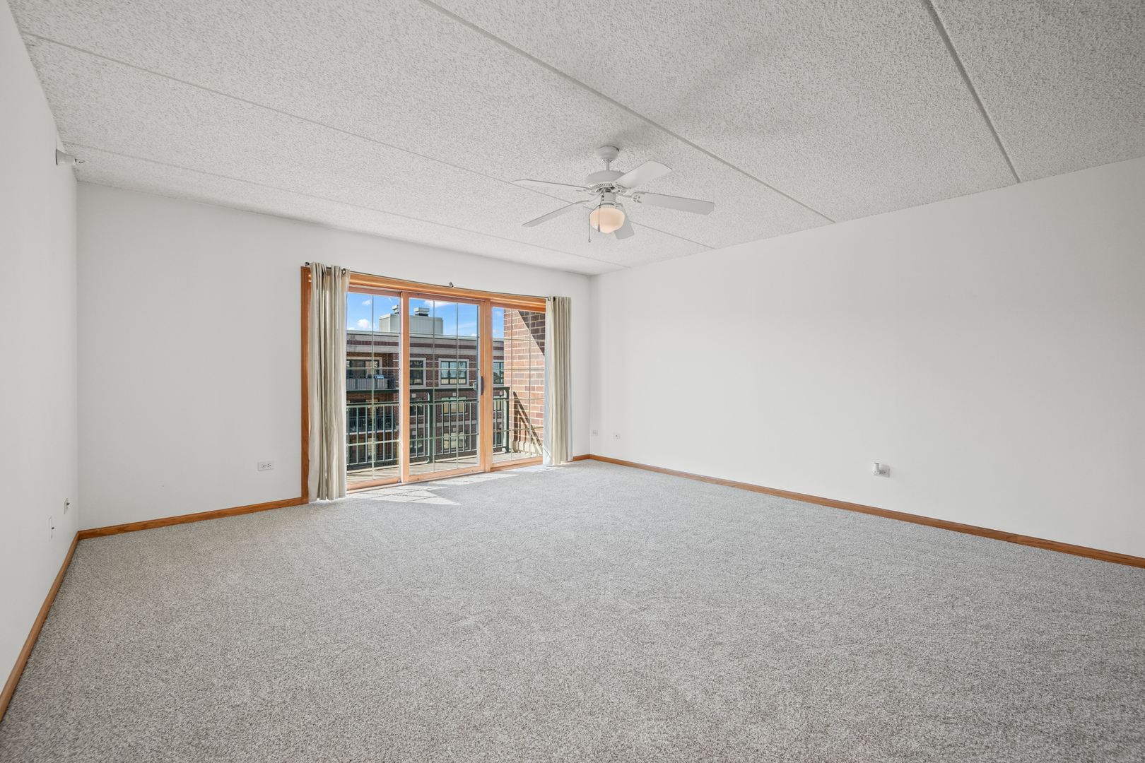 750 Pearson Street Unit: 812