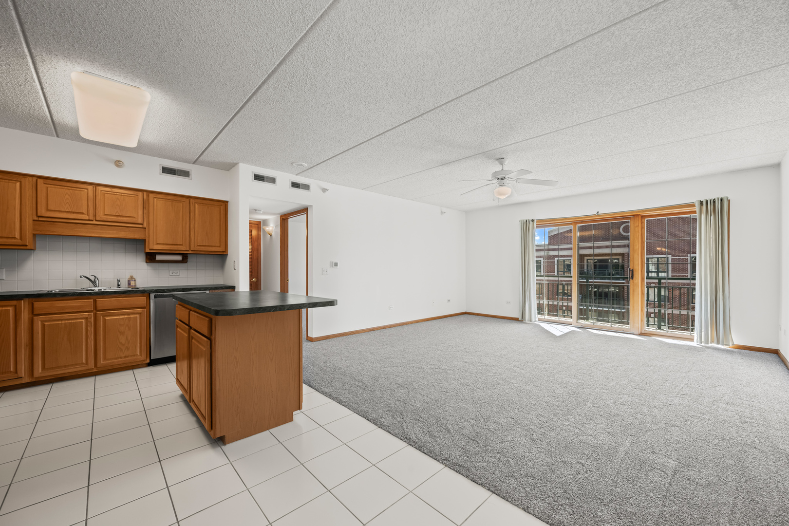 750 Pearson Street Unit: 812