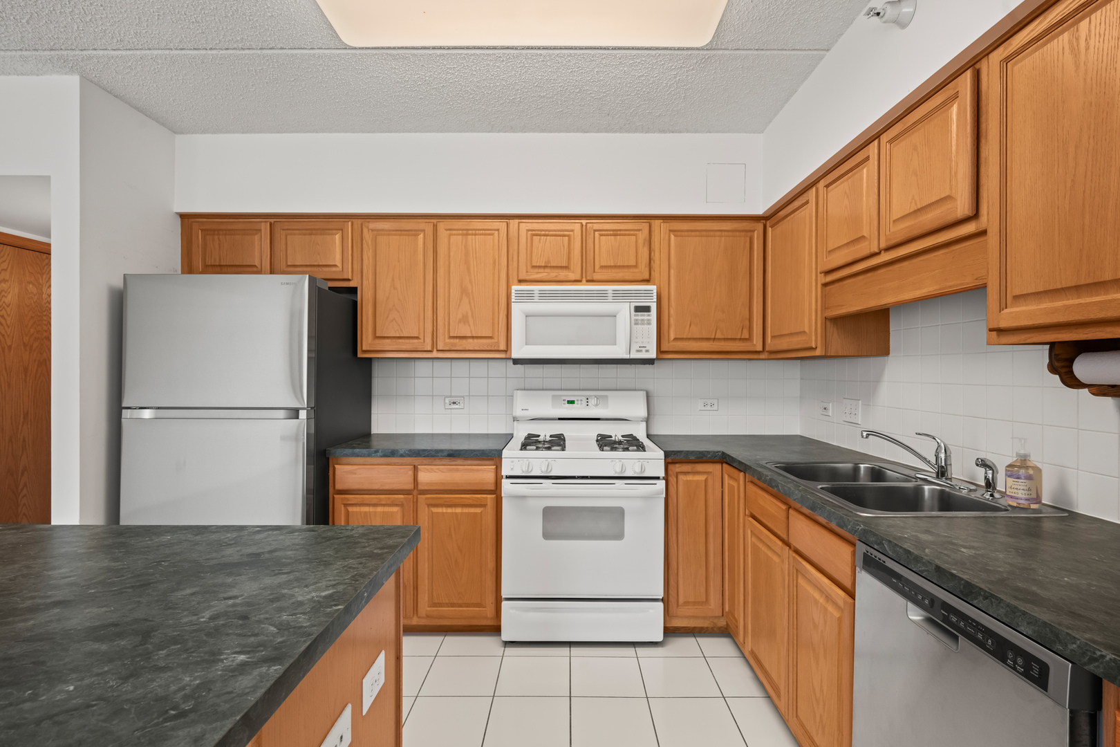 750 Pearson Street Unit: 812