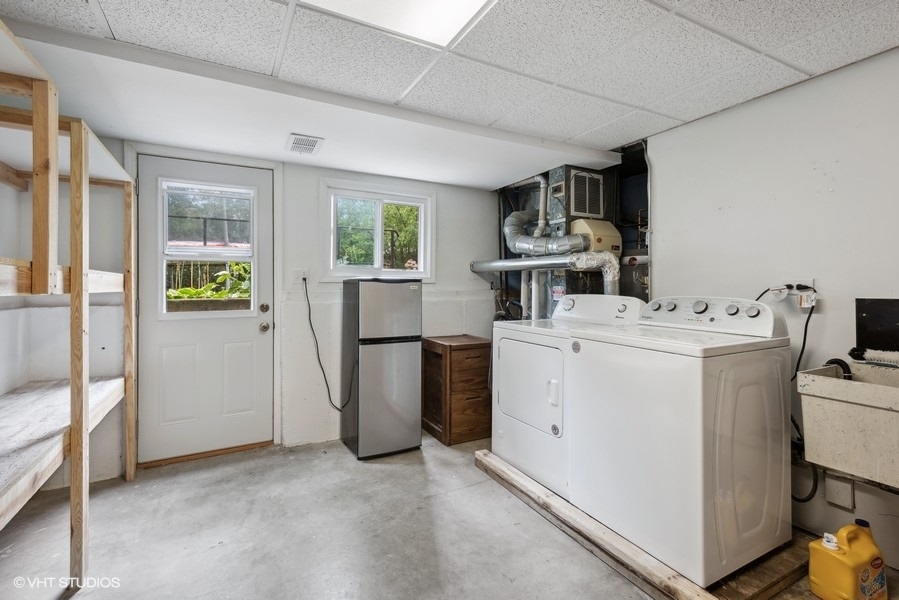 234 S CEDARCREST Drive