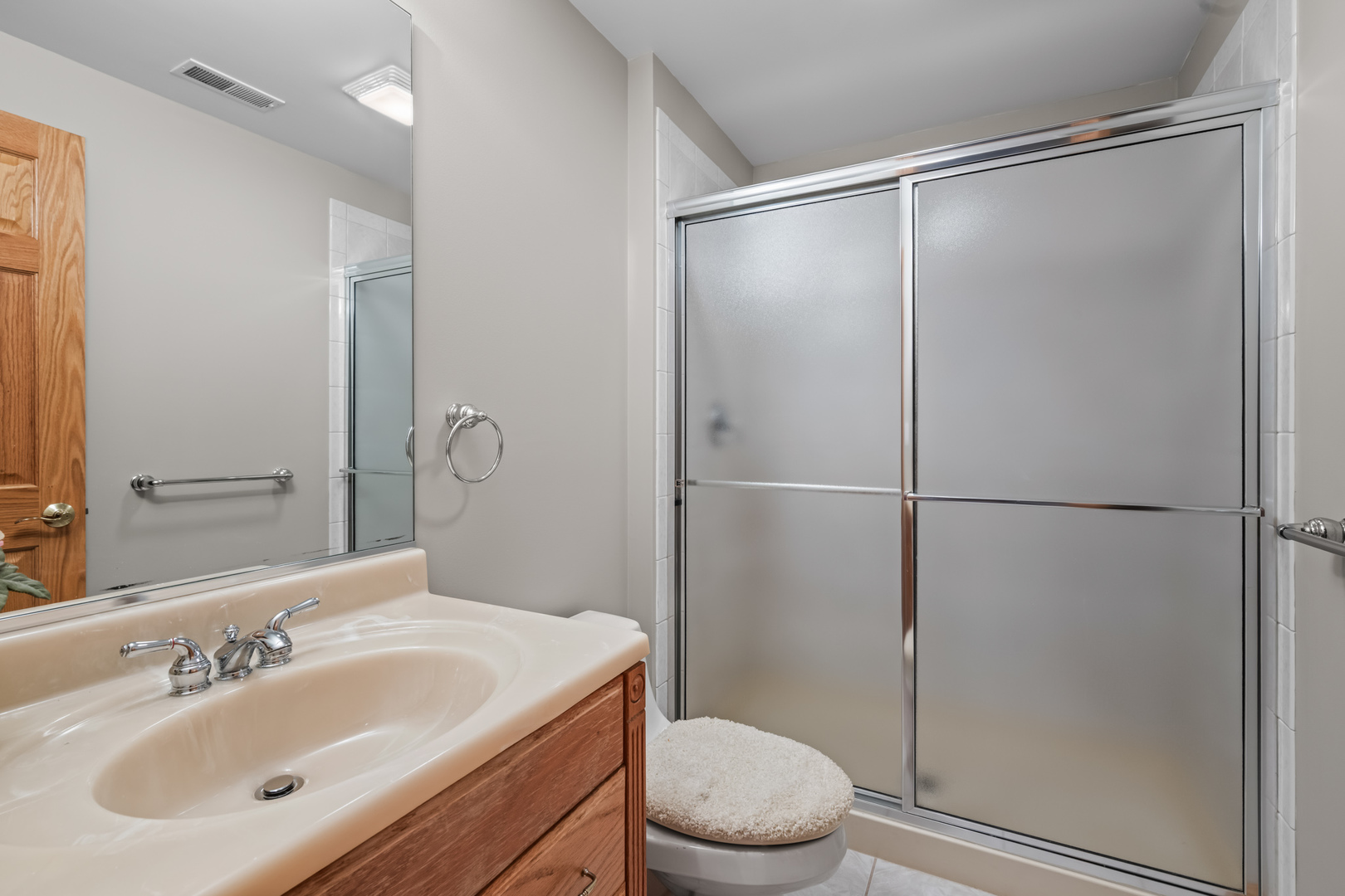 429 W KENILWORTH Avenue