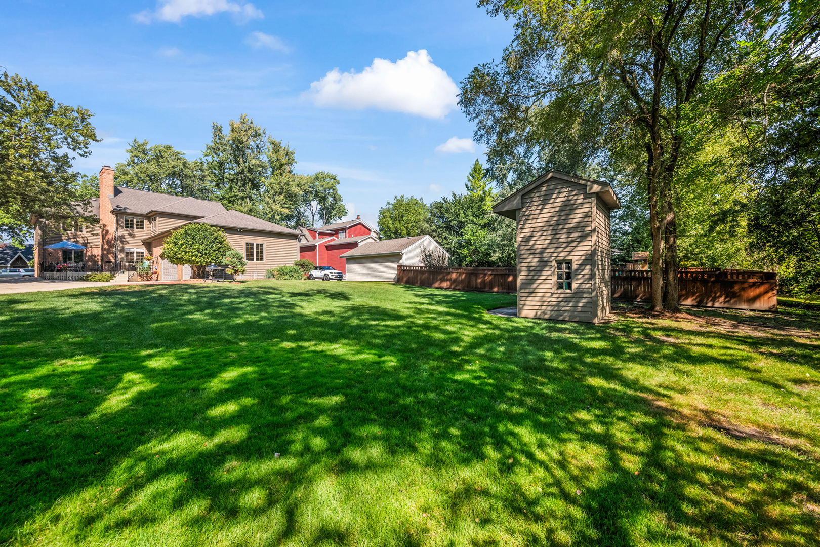 429 W KENILWORTH Avenue