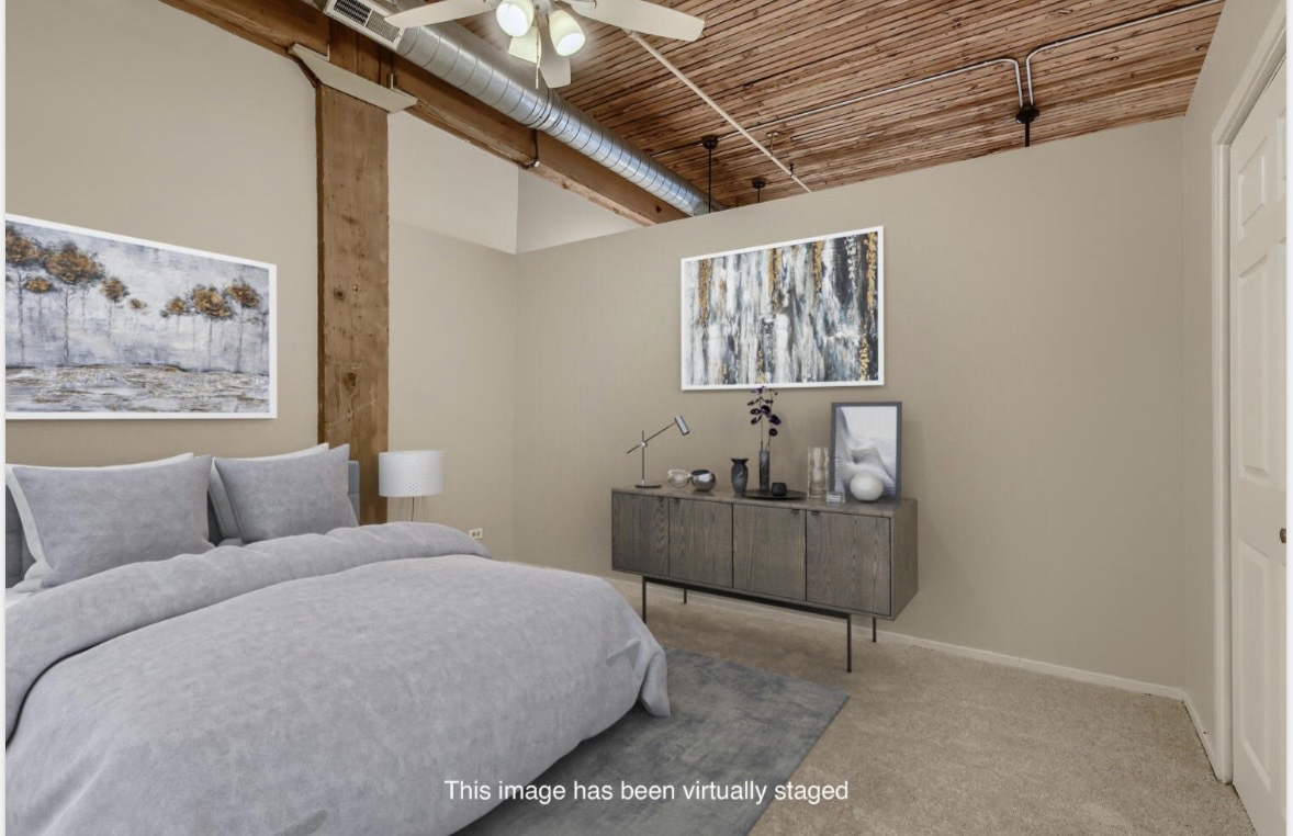 1801 S Michigan Avenue Unit: 302