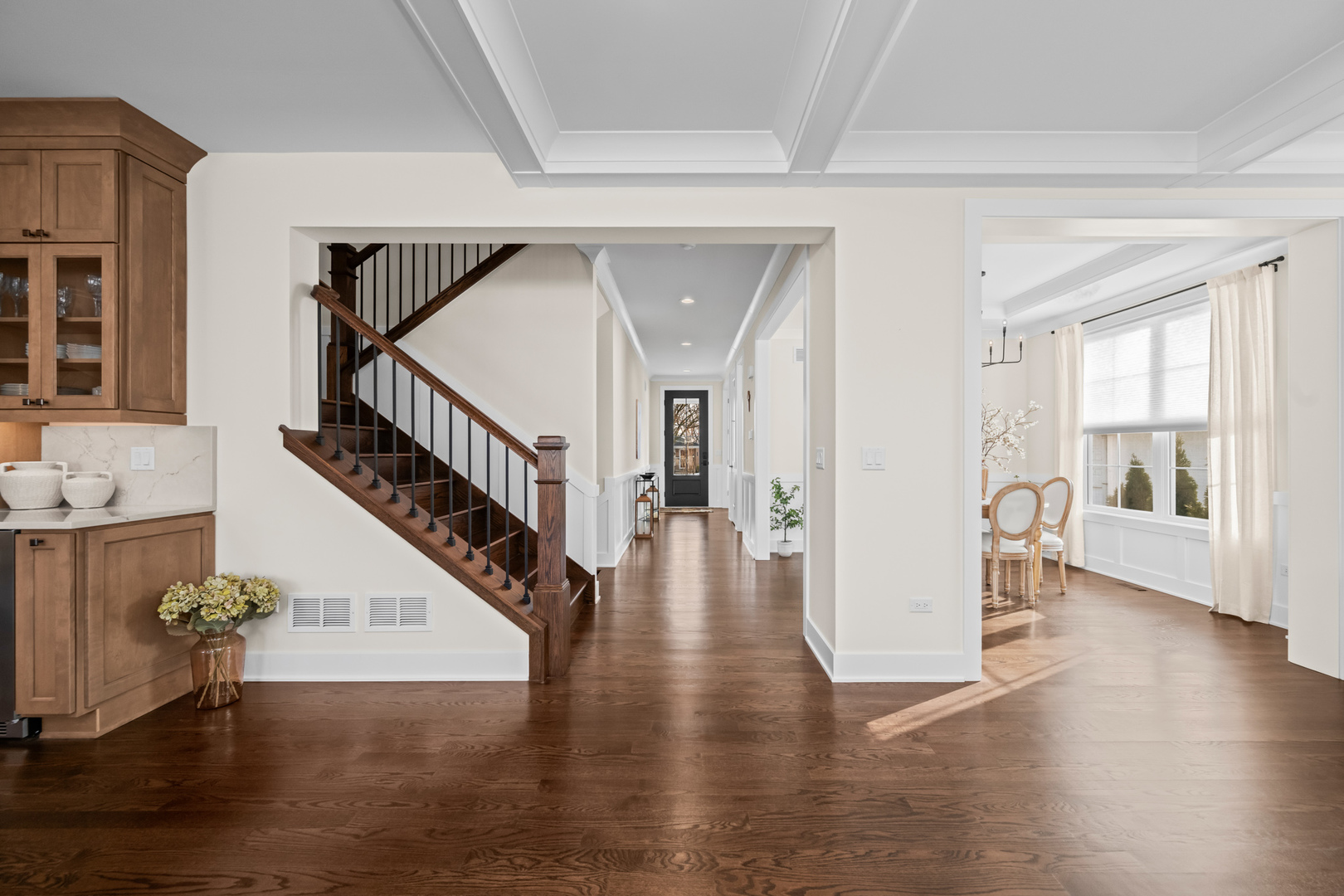 1222 N Walnut Avenue