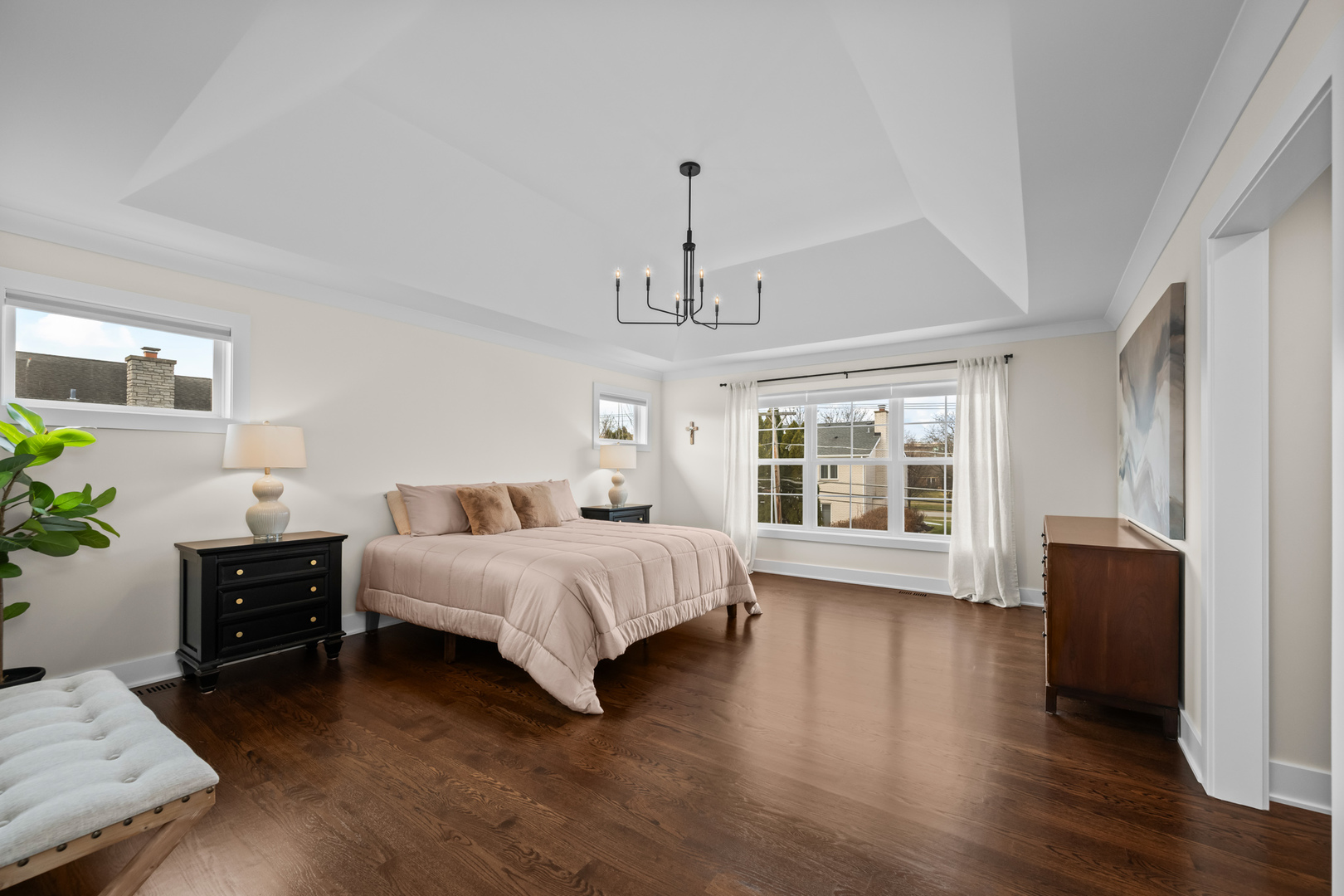 1222 N Walnut Avenue