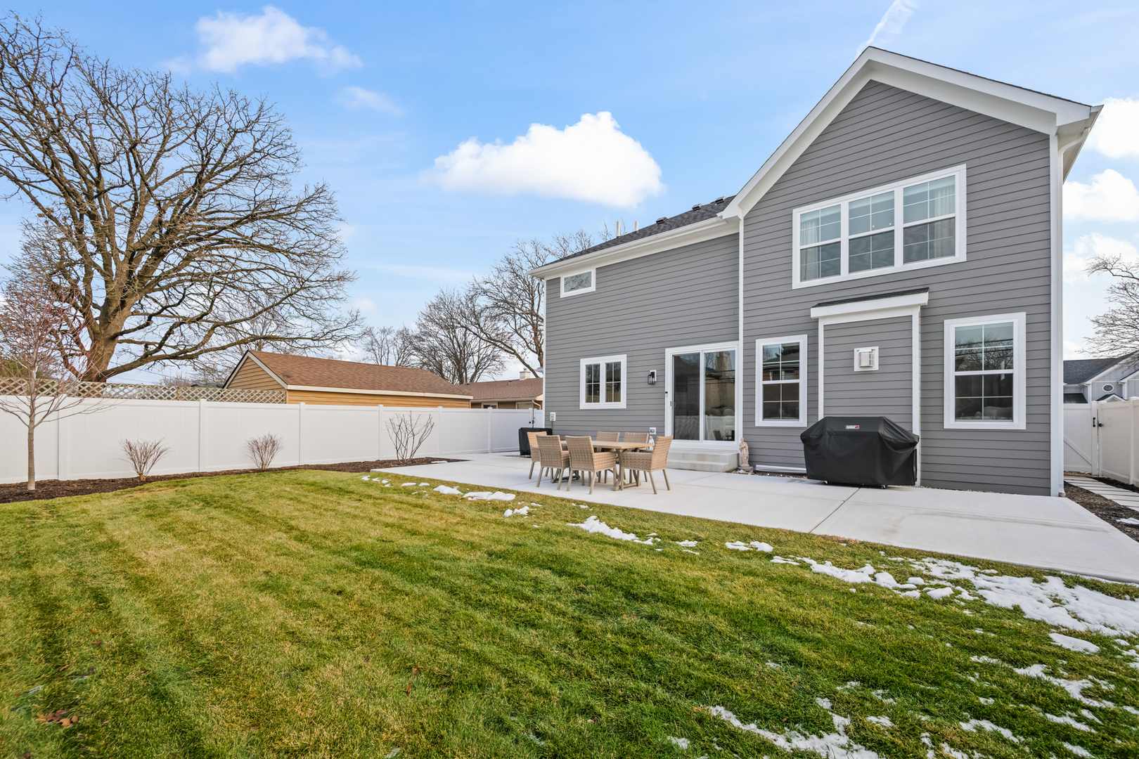 1222 N Walnut Avenue