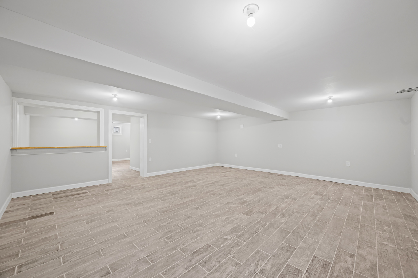 1130 N STRATFORD Road