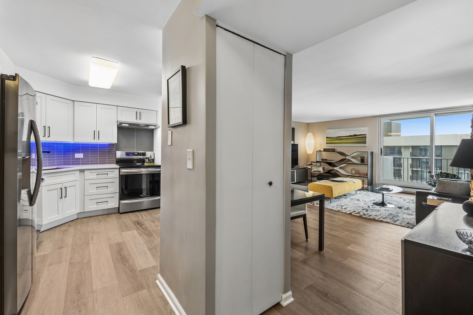6033 N SHERIDAN Road Unit: 39L