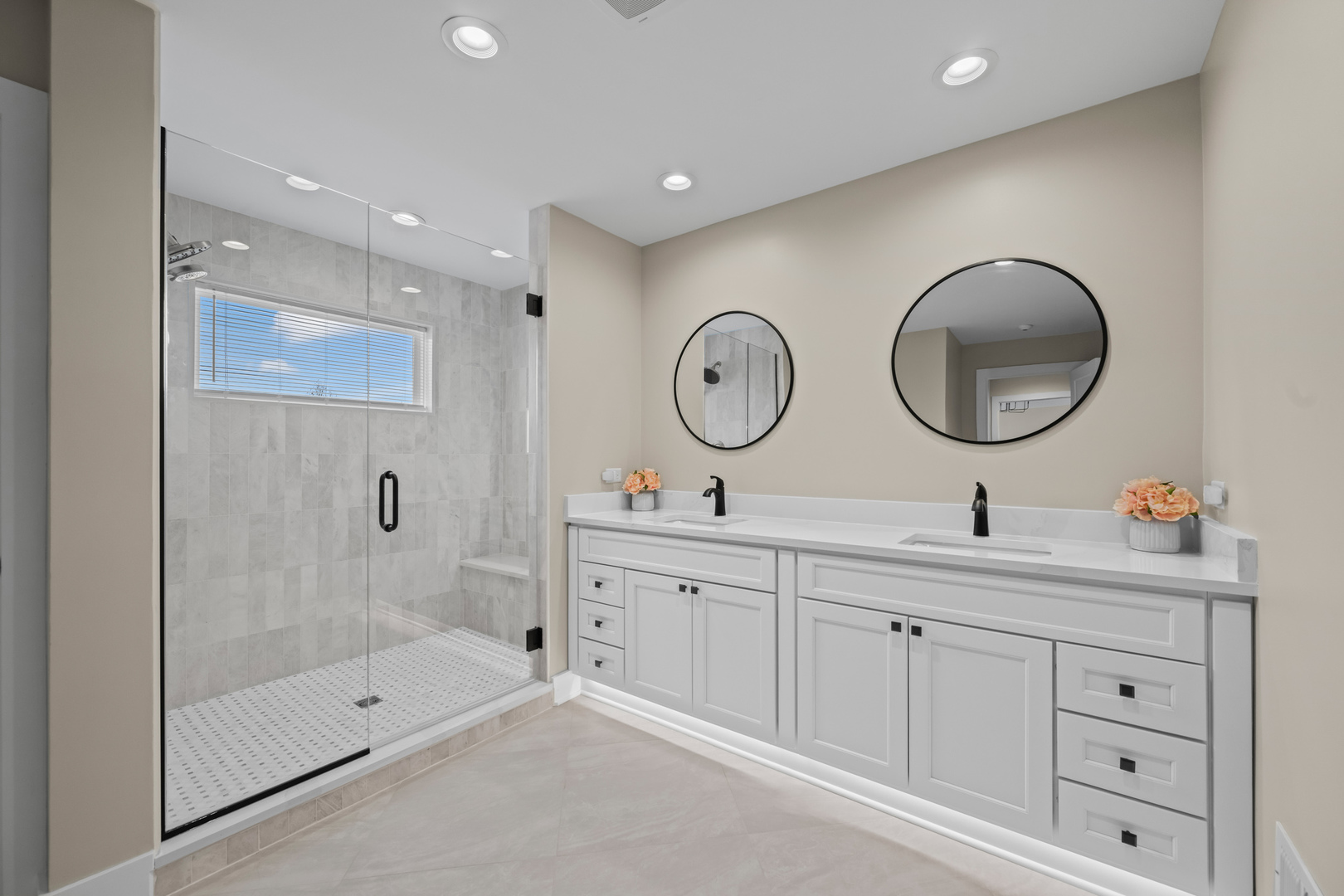 1222 N Walnut Avenue