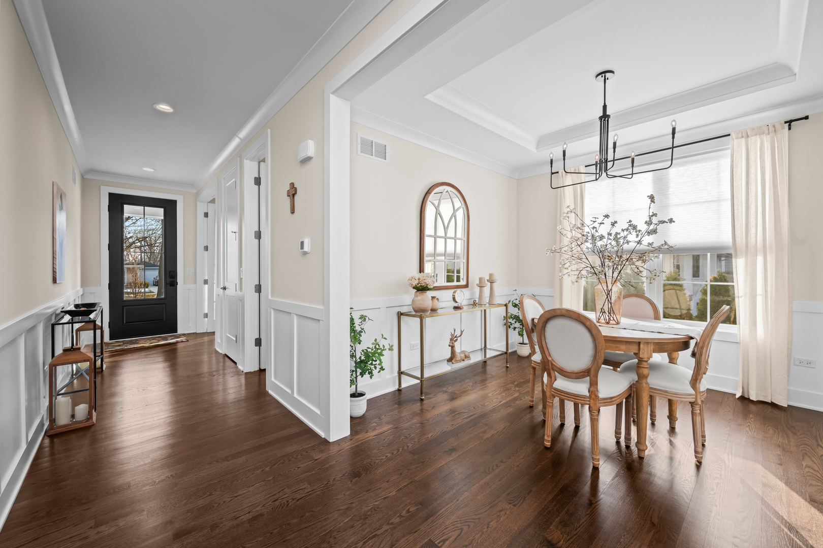 1222 N Walnut Avenue