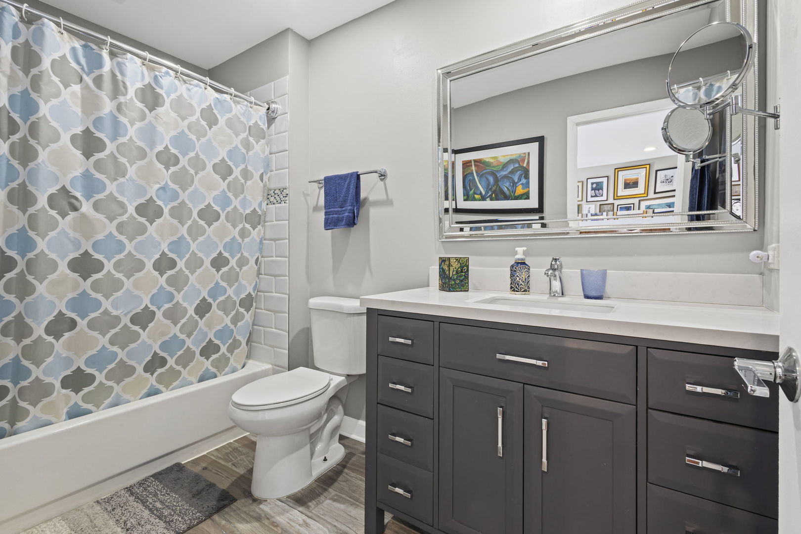 546 W Bridge View Court