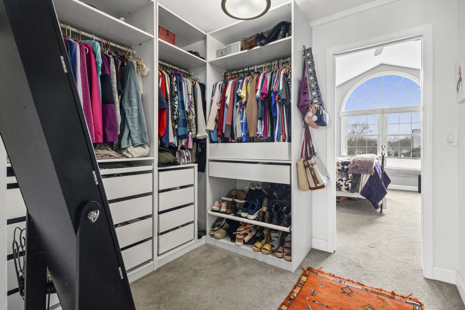 546 W Bridge View Court