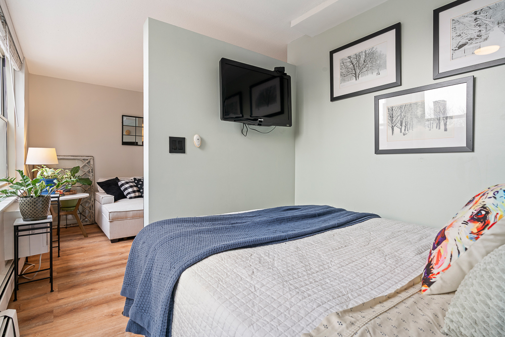 3033 N Sheridan Road Unit: 508