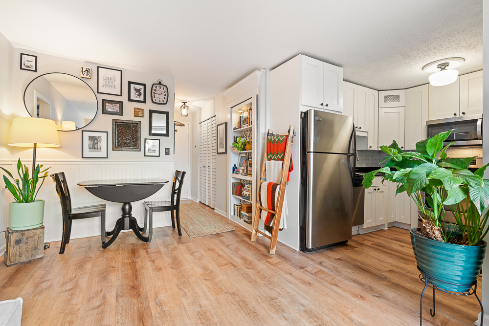 3033 N Sheridan Road Unit: 508