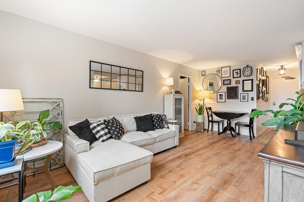 3033 N Sheridan Road Unit: 508