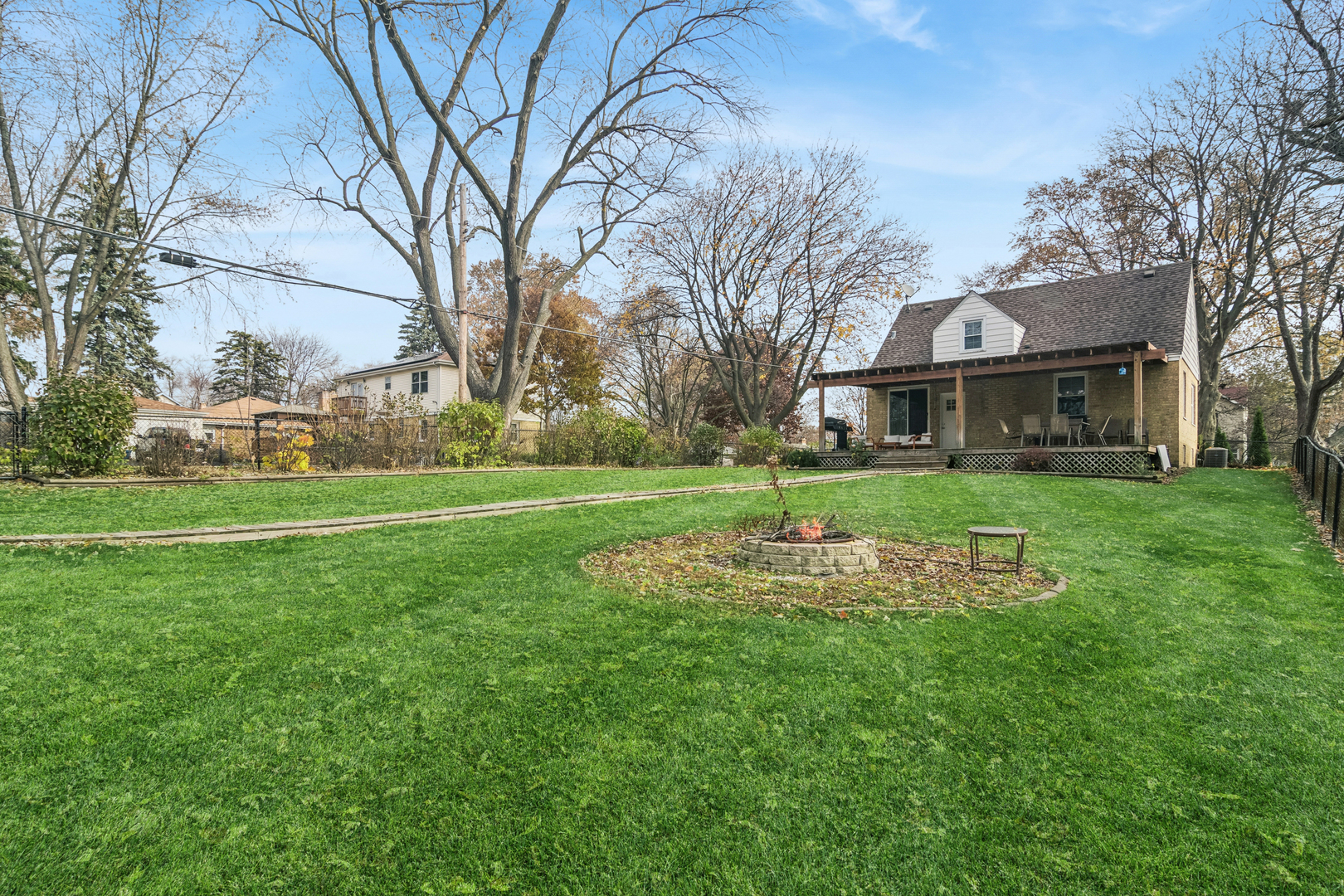 102 S ASHLAND Avenue