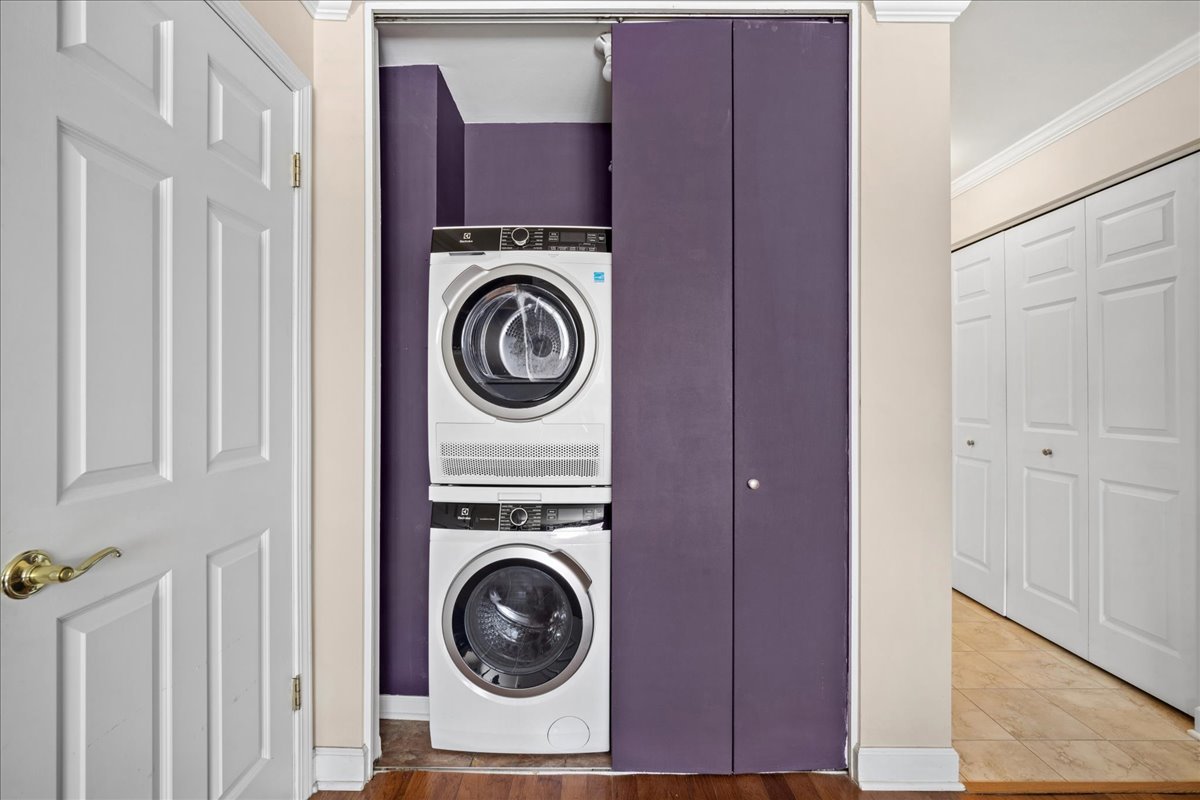 2700 E Bel Aire Drive Unit: 303