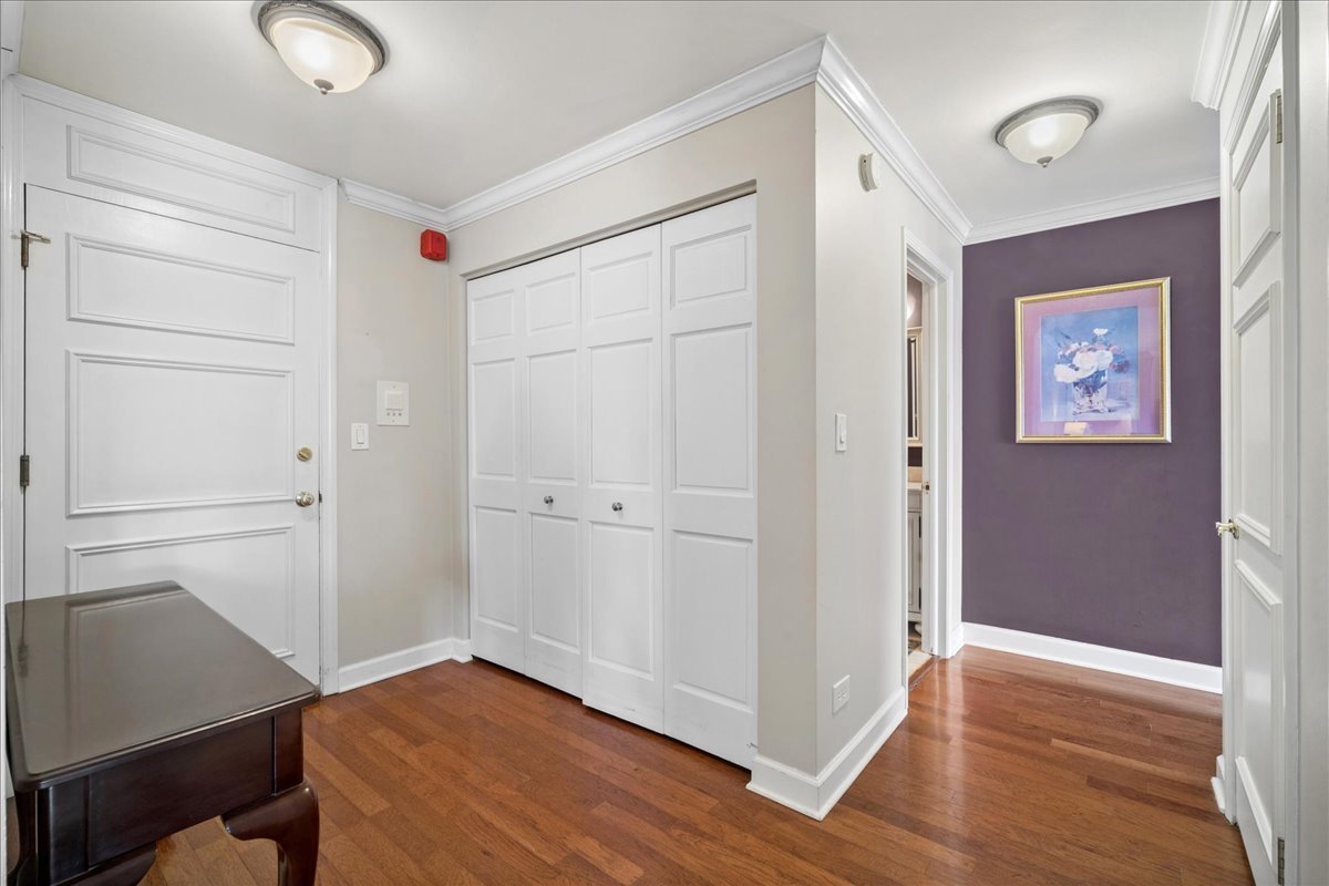 2700 E Bel Aire Drive Unit: 303
