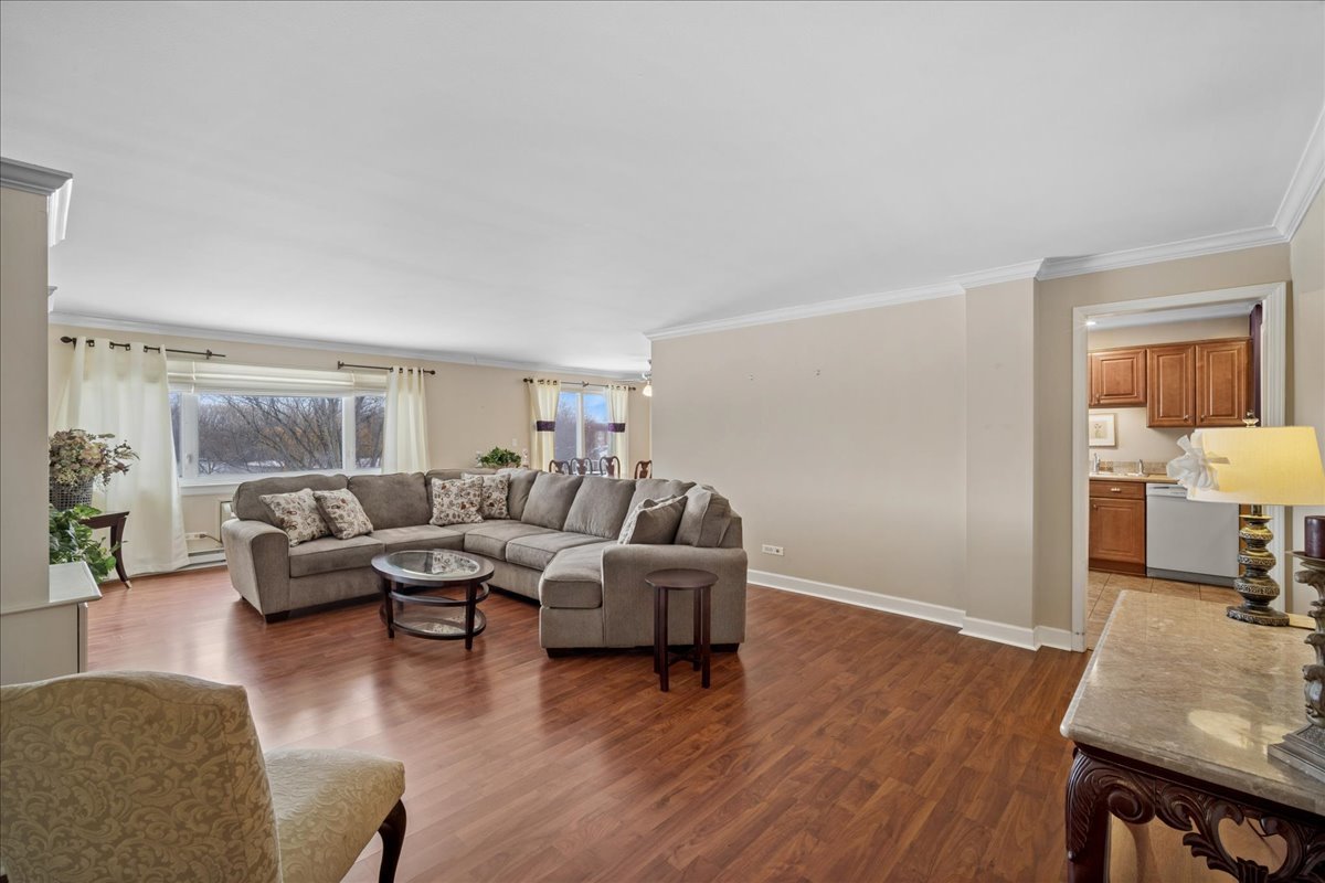2700 E Bel Aire Drive Unit: 303
