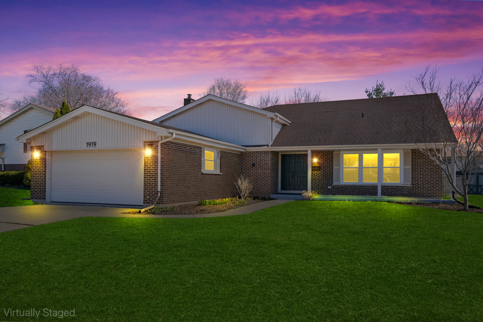 1919 N Pinetree Drive